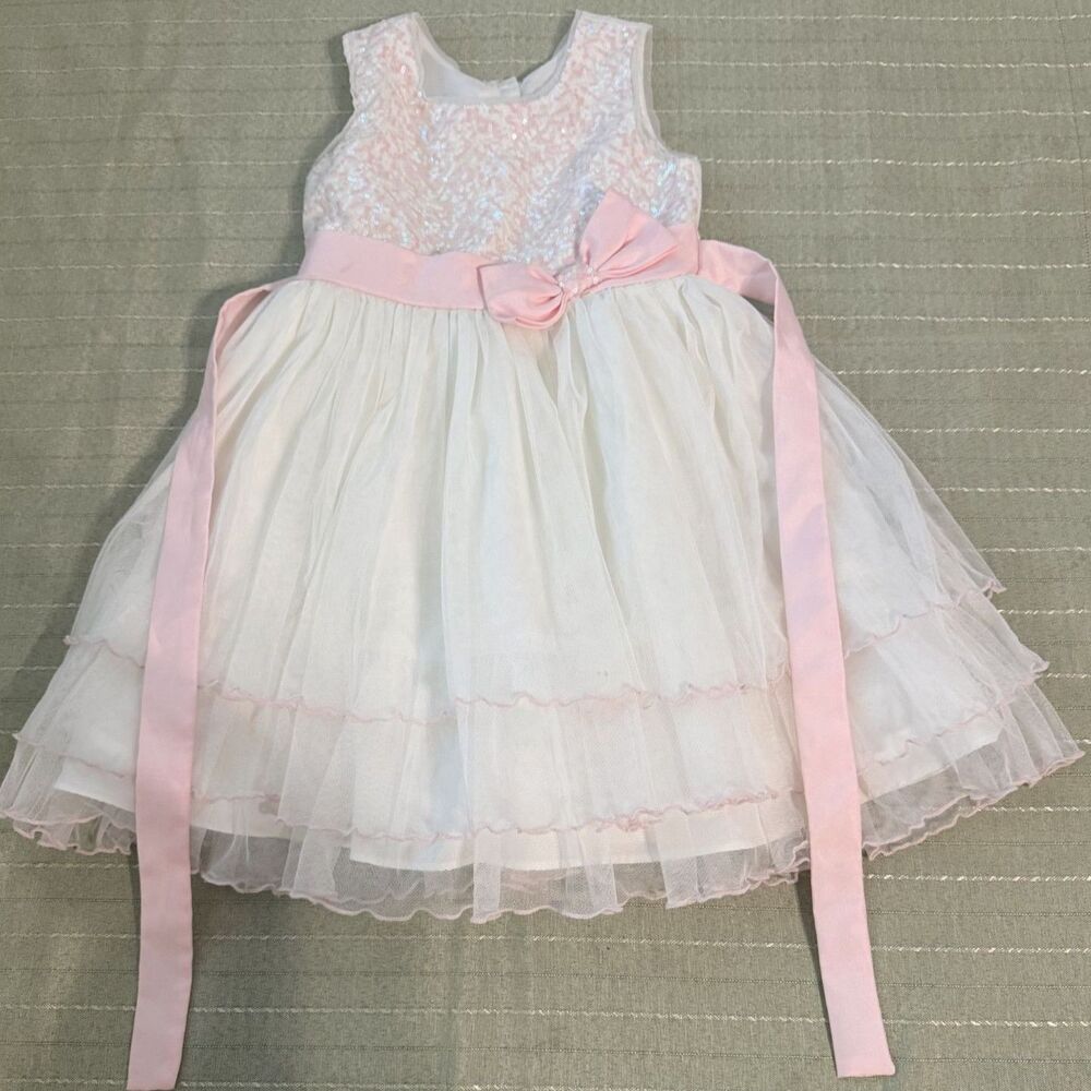 Jona Michelle Dress size 6 decoration at the top